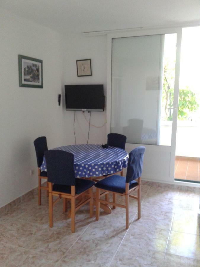 Apartment Milka Petrcane Esterno foto