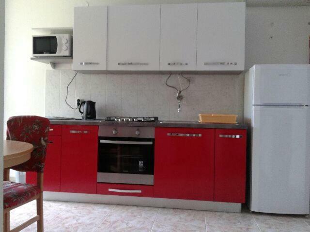 Apartment Milka Petrcane Esterno foto